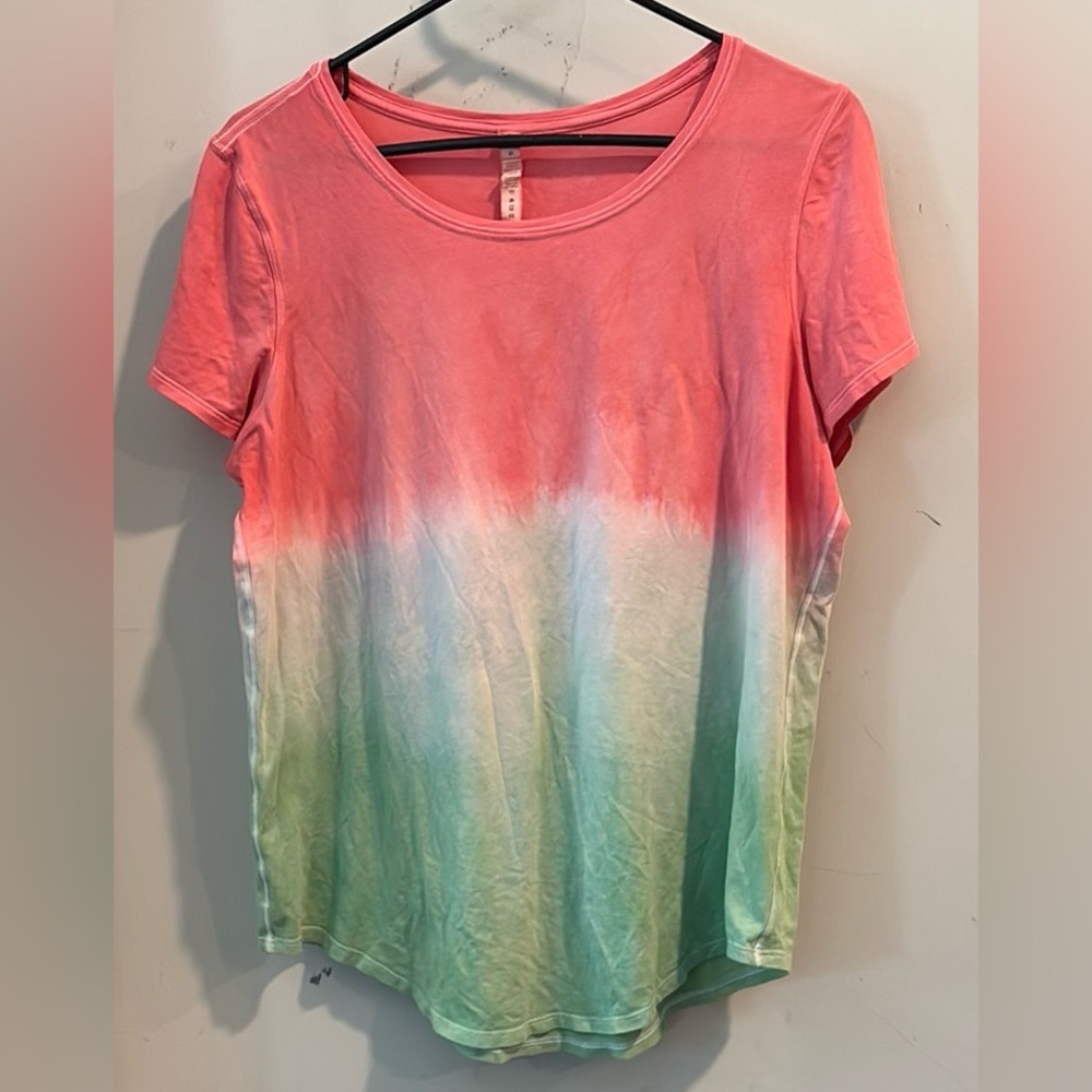 lululemon athletica Coral and Mint Short Sleeve Tee